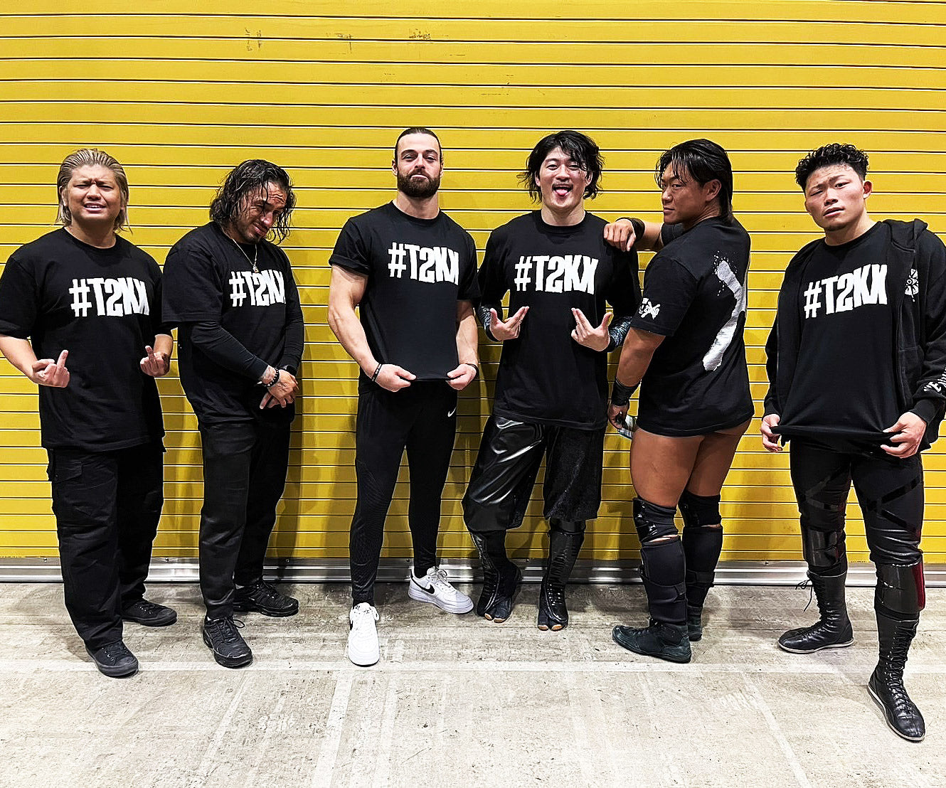 TEAM 2000X「#T2KX」Tシャツ