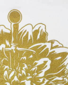 遠藤哲哉「Elegant Avenger」 Tシャツ (ホワイト/ゴールド）