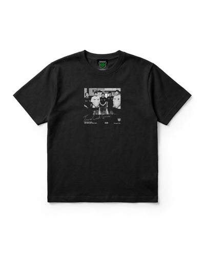 THE EARLY YEARS 2026 “KITCHEN” グラフィック T シャツ