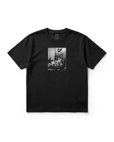 THE EARLY YEARS 2026 “BEDROOM” グラフィック T シャツ