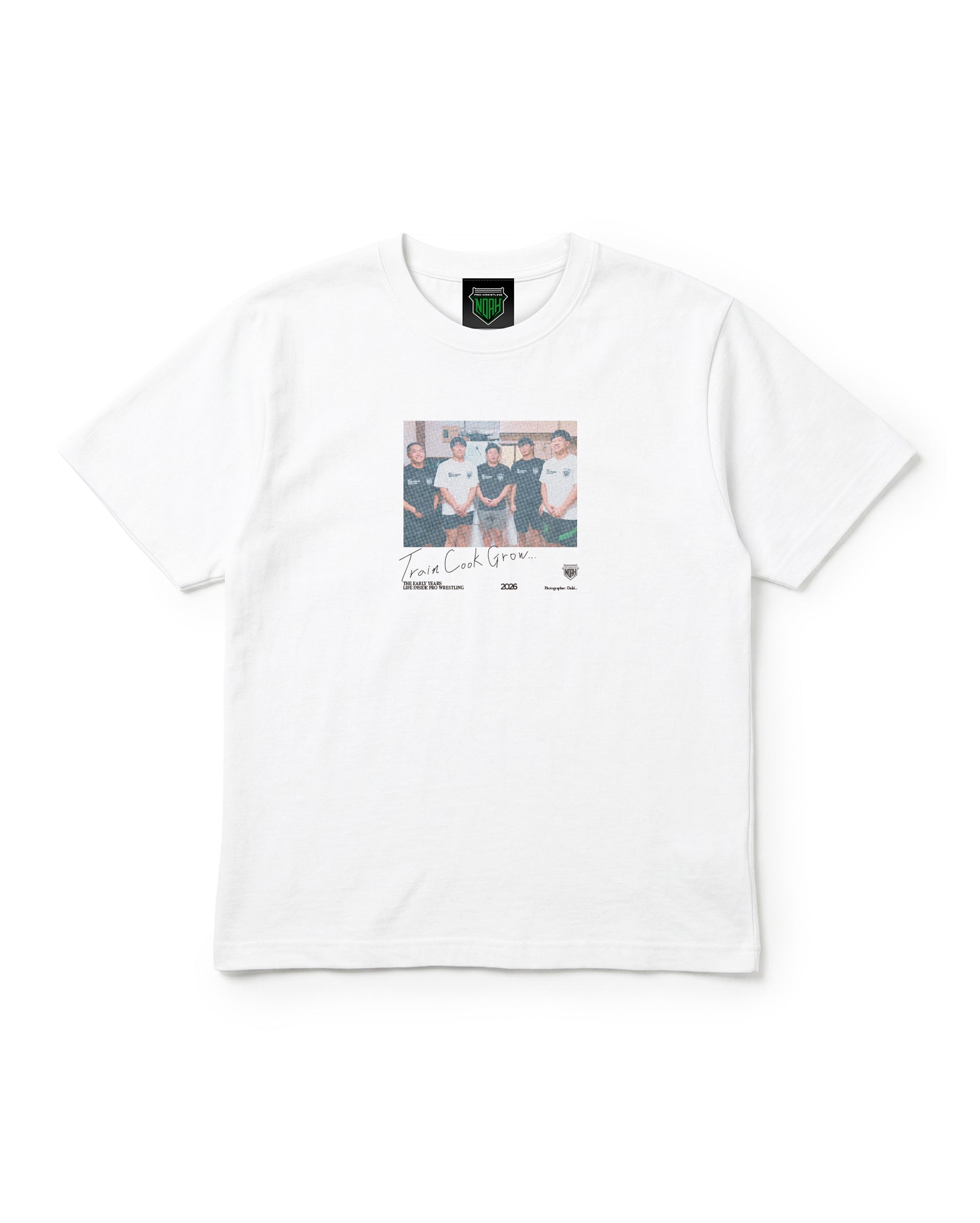 THE EARLY YEARS 2026 “KITCHEN” グラフィック T シャツ