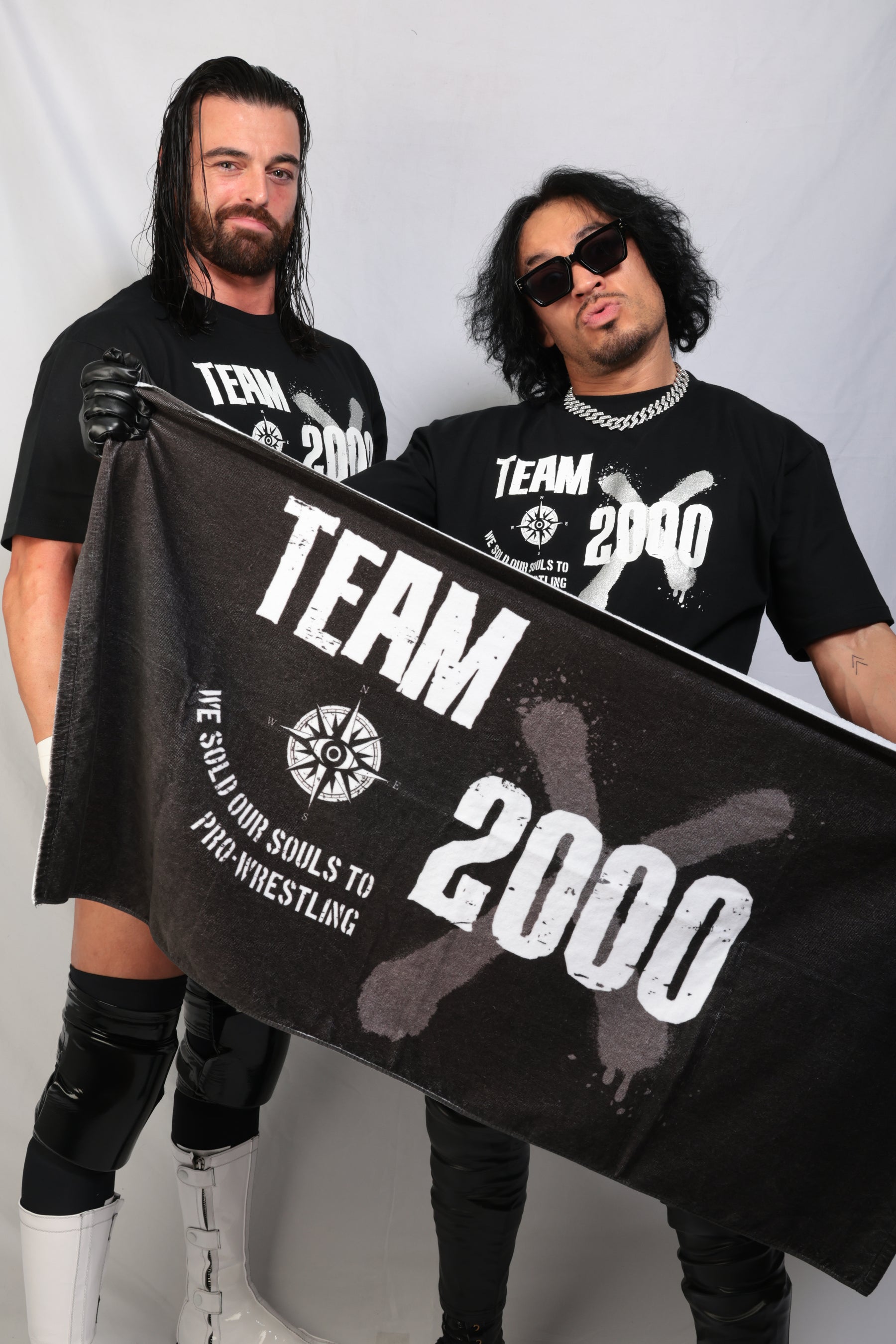 TEAM 2000 XロゴTシャツ