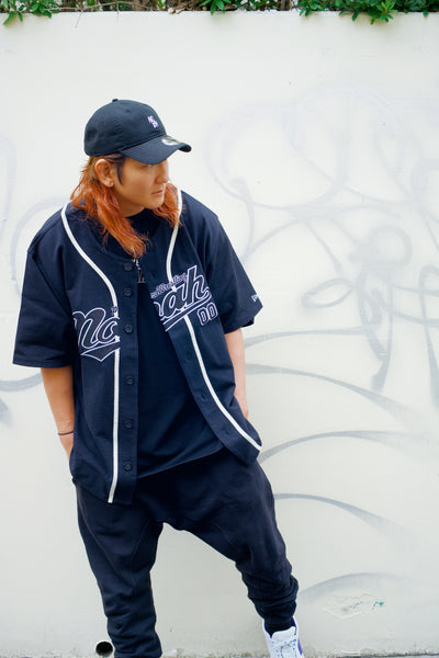 NOAH×NEW ERAコラボ2025ベースボールシャツ
